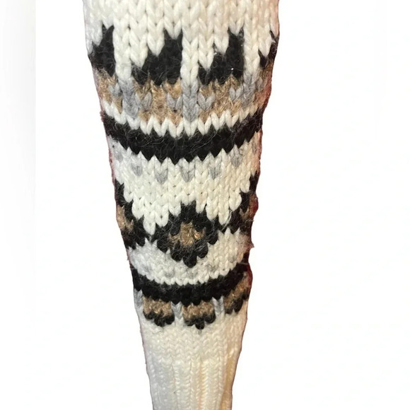 Ann Taylor Loft Wool/Mohair blend Scarf with Aztec design Boho Contempor… - Picture 2 of 5